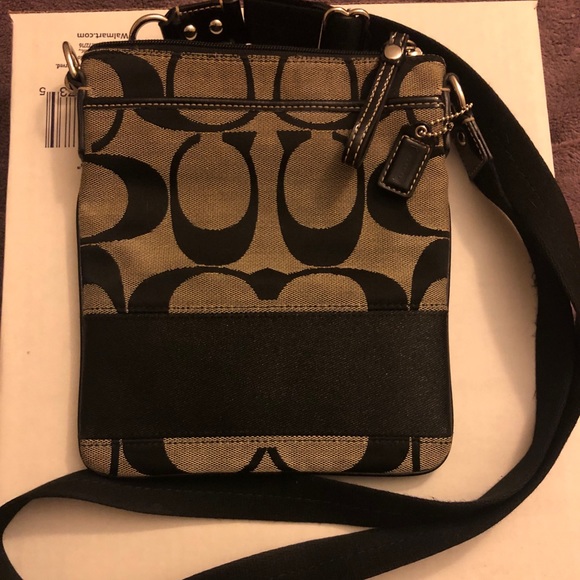 Coach - Picture 1 of 1